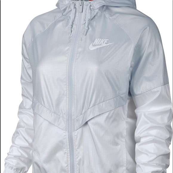 Nike Windbreaker - Picture 4 of 5